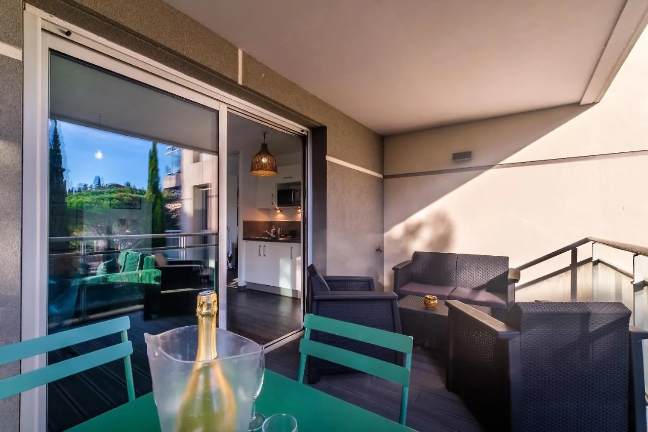 Villa Elena - Studio Proche Plage Avec Terrasse Cannes